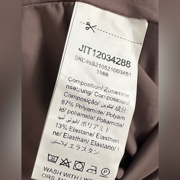 SHEIN Shapewear Bodysuit - Picture 5 of 6